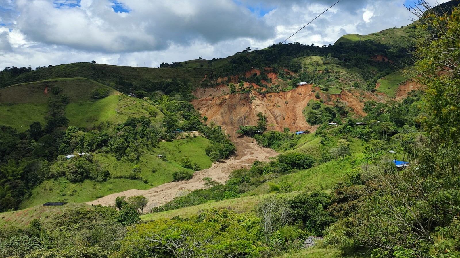 Imagen de arcvhio del deslizamientode tierra ocurrido en el municipio de Rosas, Cauca, el pasado 9 de enero del 2023. CRIC