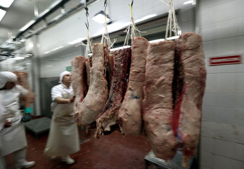 El Gobierno detectó subfacturación de exportaciones en un grupo de frigoríficos. REUTERS