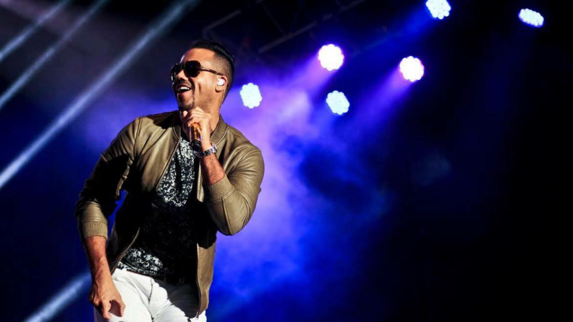 Romeo Santos cantando en conciertos. Facebook