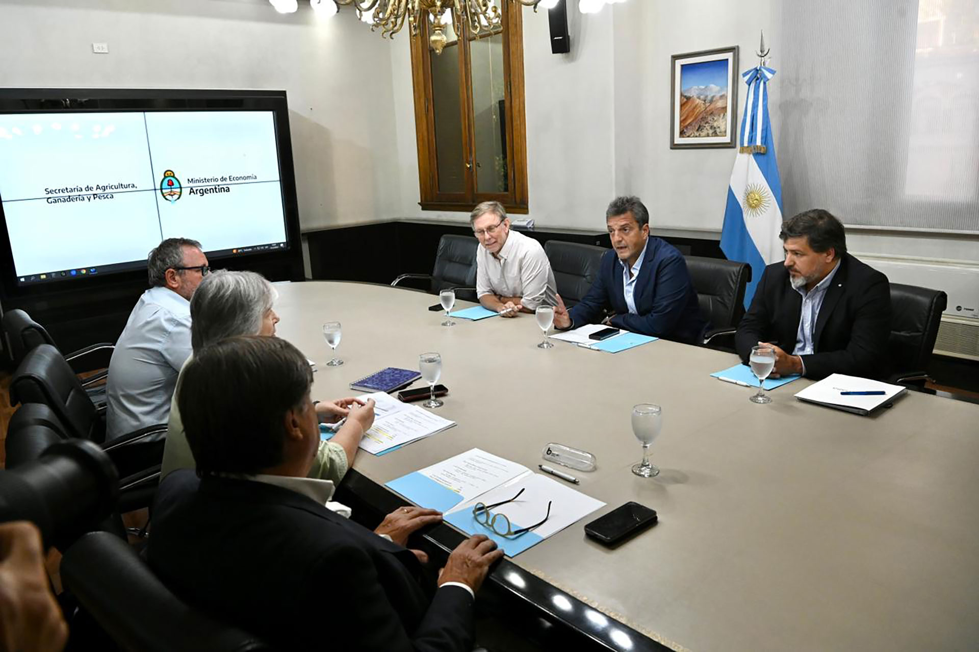 La reunión de hoy entre Massa, Bahillo y funcionarios del Senasa