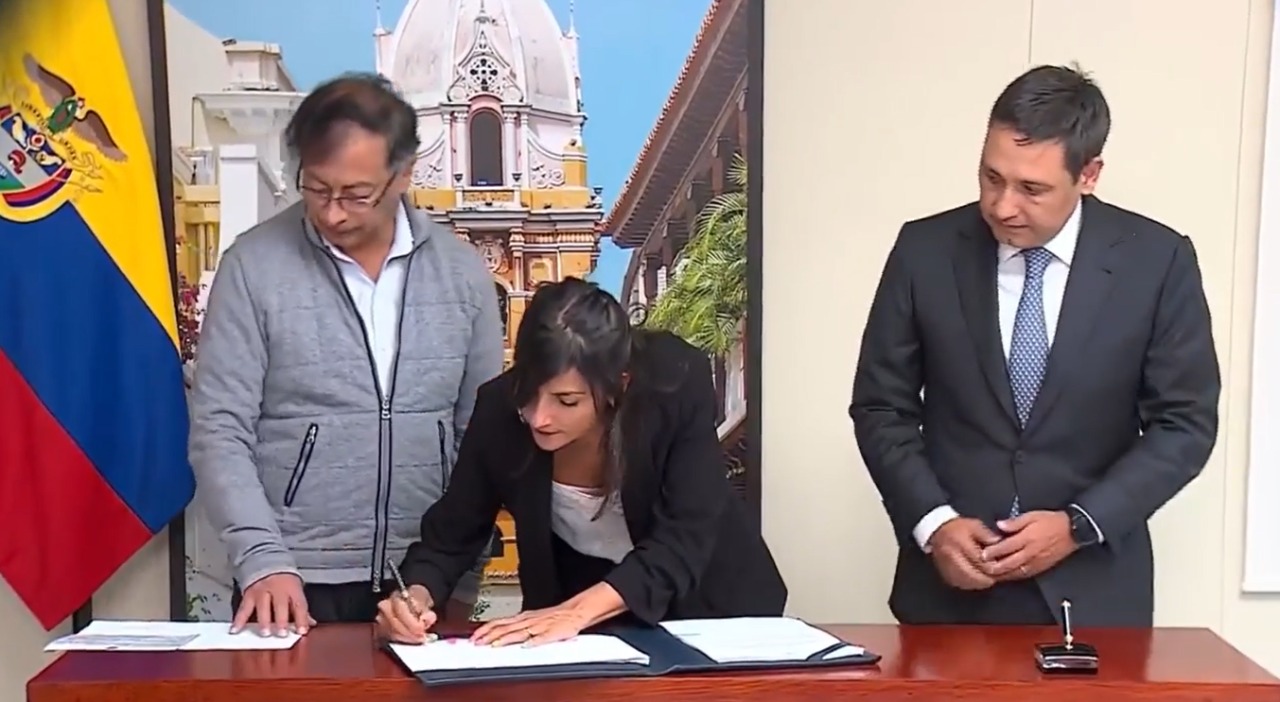 Creg le pide al presidente Gustavo Petro y a la ministra de minas y energía, Irene Vélez Torres, que se respeta la independencia técnica de la comisión.