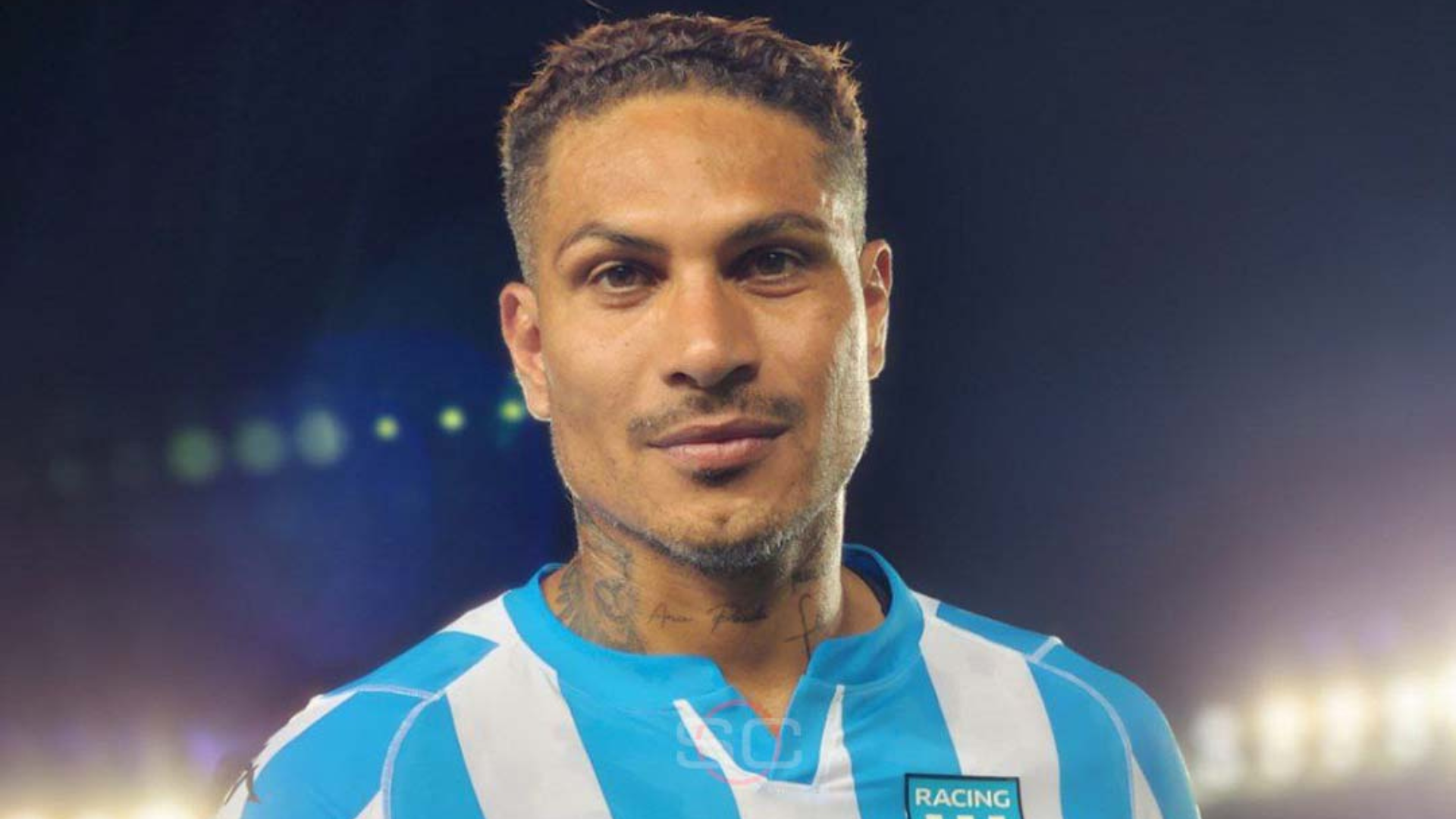 Paolo Guerrero debutó con Racing ante Tigre.