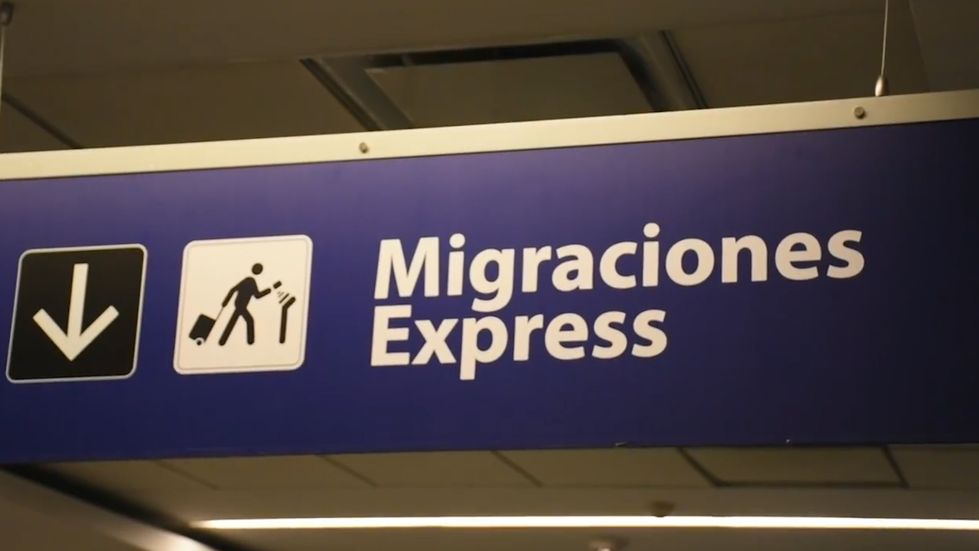 Autoridades de Migraciones retienen a ciudadanas rusas que están embarazadas