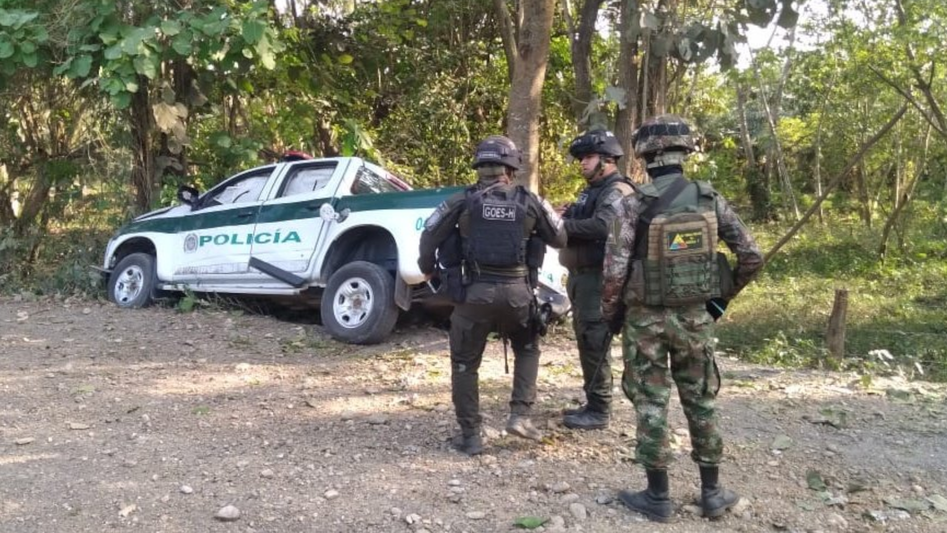 Un ataque con artefactos explosivos se reportó en la vía La Mata-La Gloria en el sur del departamento del Cesar. (Senador Didier Lobo Chinchilla)