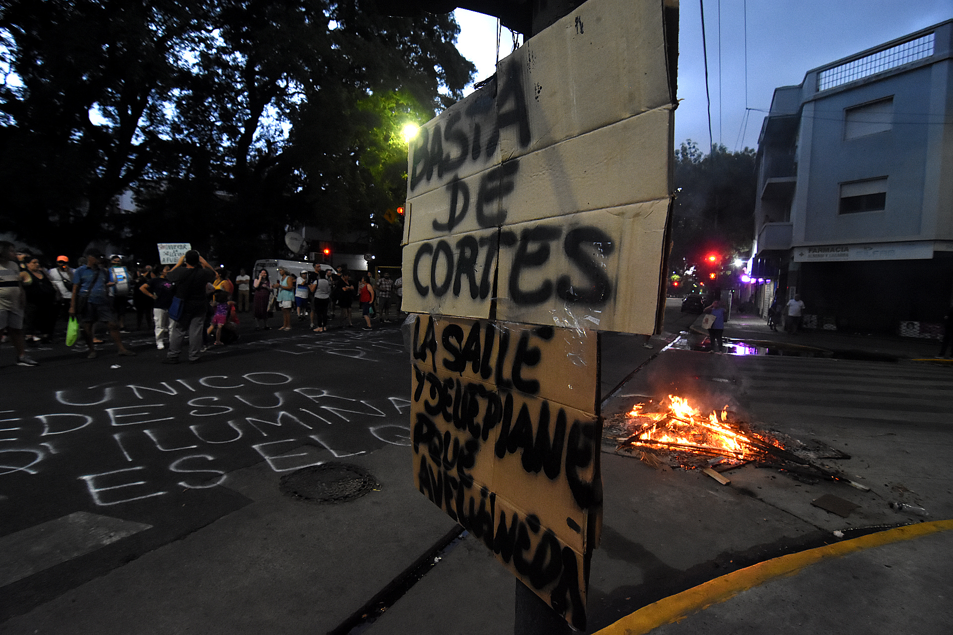 La Justicia ordenó allanar Edesur por la denuncia del ENRE tras los apagones (Nicolas Stulberg)