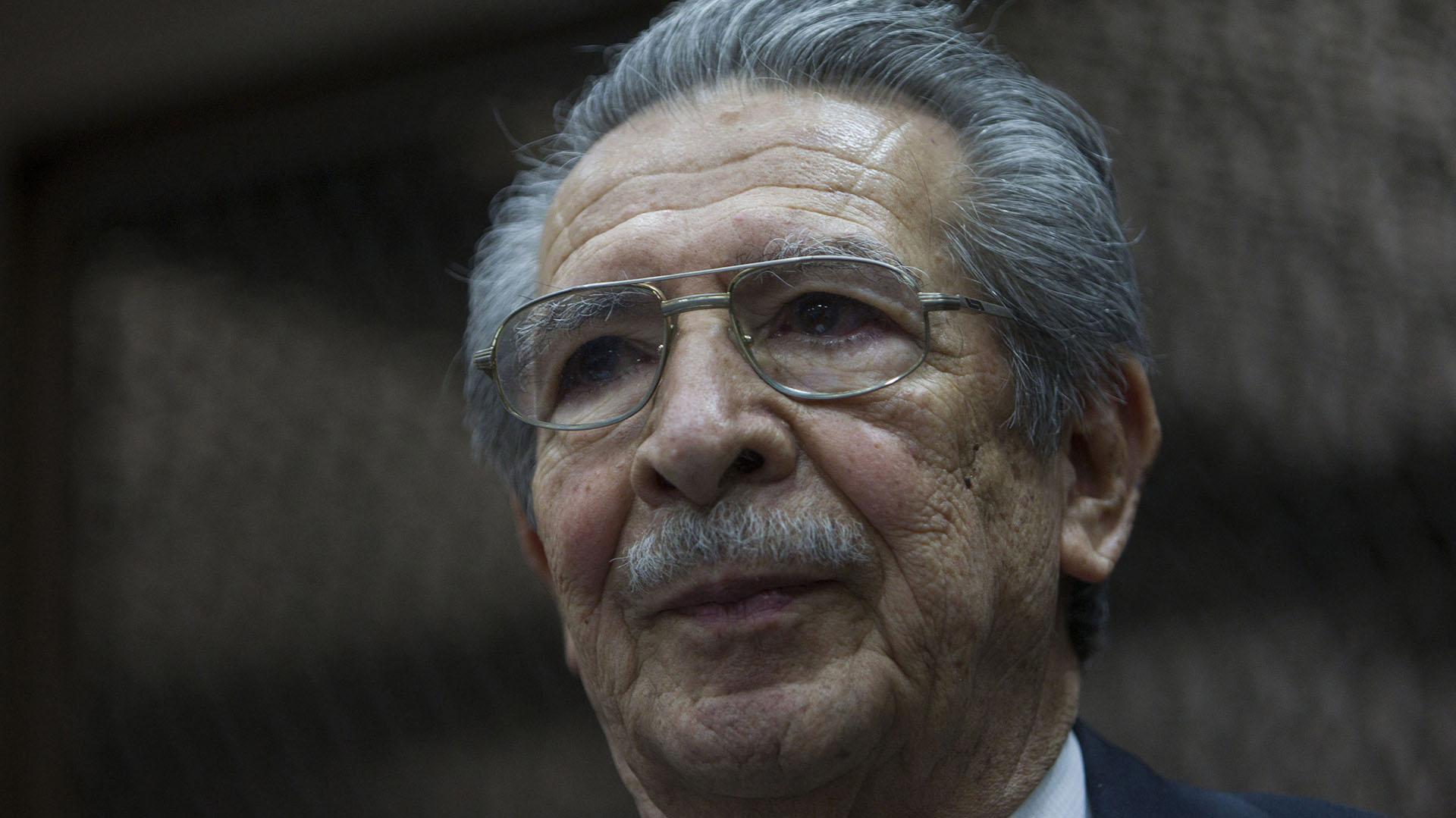 Fotografía de archivo fechada el 23 de enero de 2013 que muestra al exgeneral guatemalteco José Efraín Ríos Montt, durante una audiencia judicial en Ciudad de Guatemala (Guatemala).  EFE/Saúl Martínez