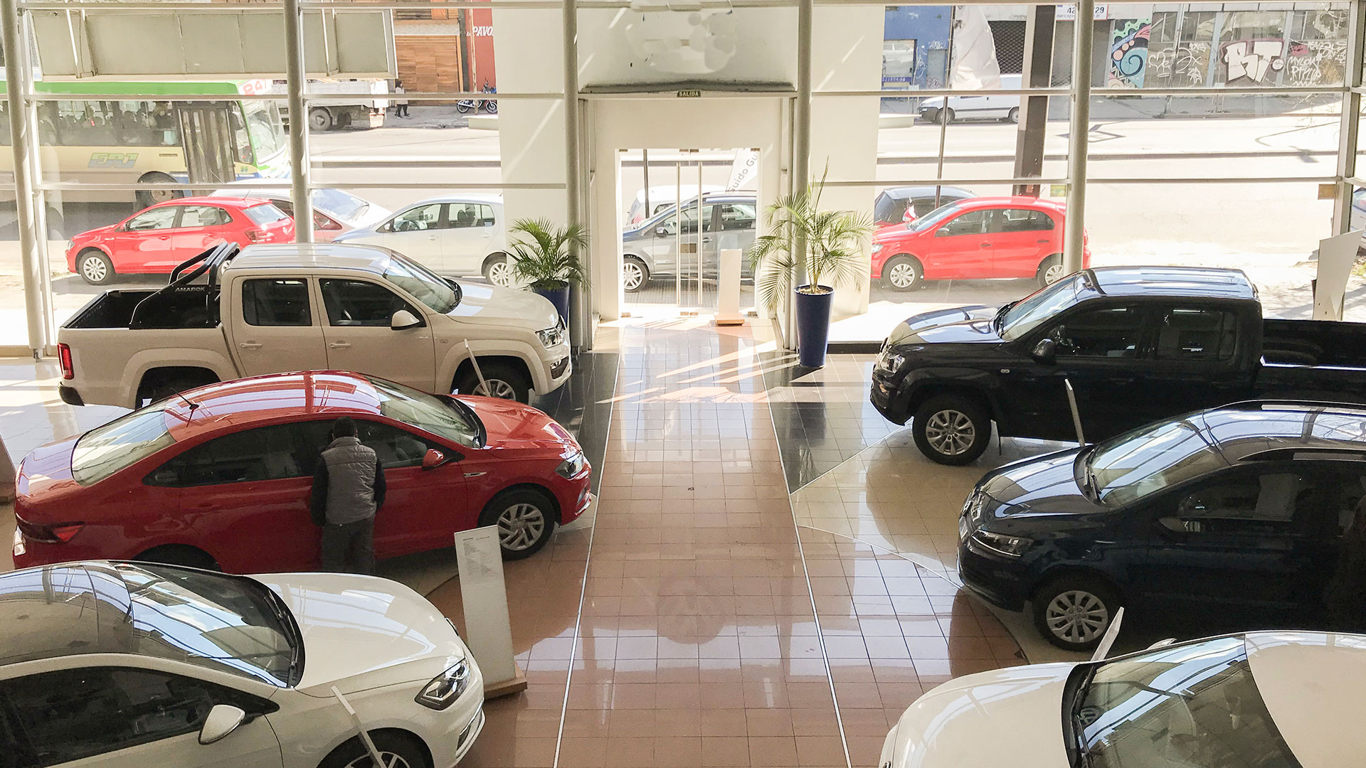 Las operaciones de autos nuevos, muchas veces incluyen la entrega de un usado en parte de pago. Al no haber mucho stock de 0 km, hay menos usados en las agencias