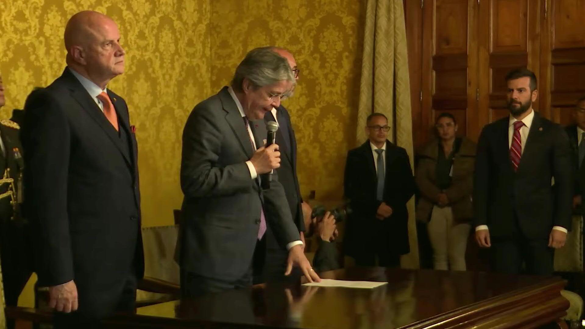 El ministro de Finanzas, Pablo Arosemena, se refirió en Washington al juicio político que enfrenta Guillermo Lasso.