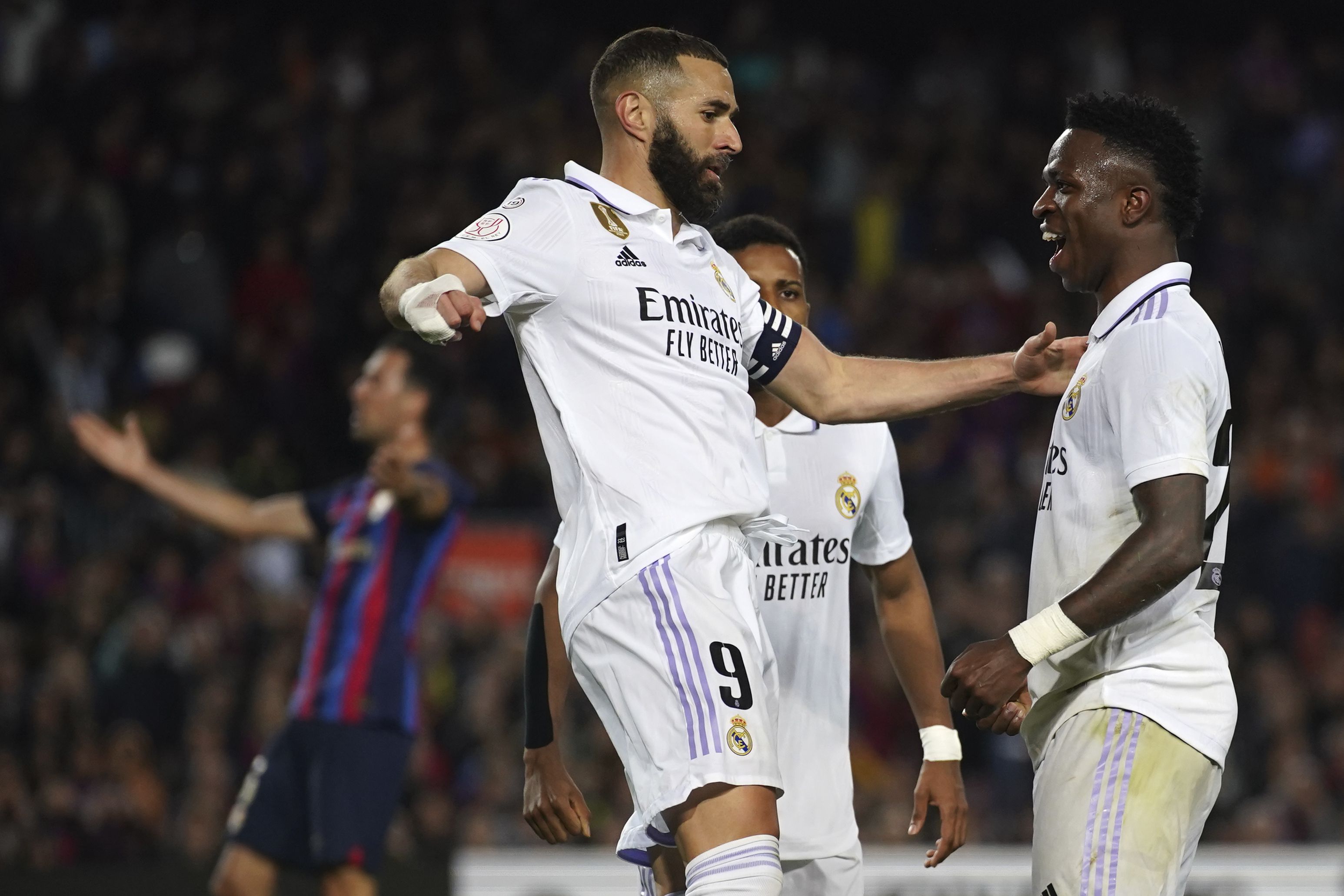 Real Madrid intentará seguir a paso firme frente a Cádiz  (AP Foto/Joan Mateu Parra)