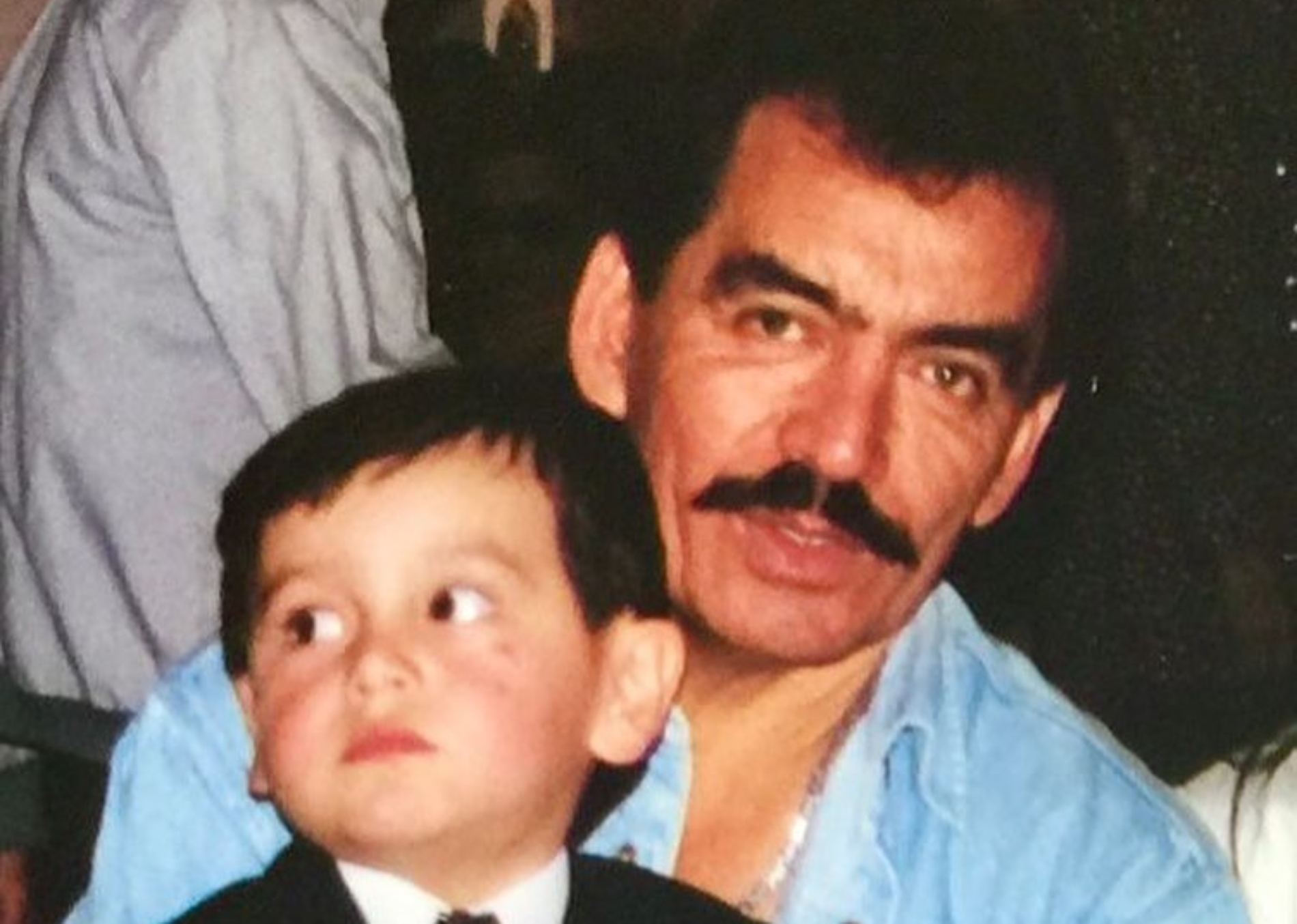 Joan Sebastian escribió una canción para su hijo con Maribel Guardia cuando éste tenía sólo 4 años.
Foto: Instagram/julian_f.f