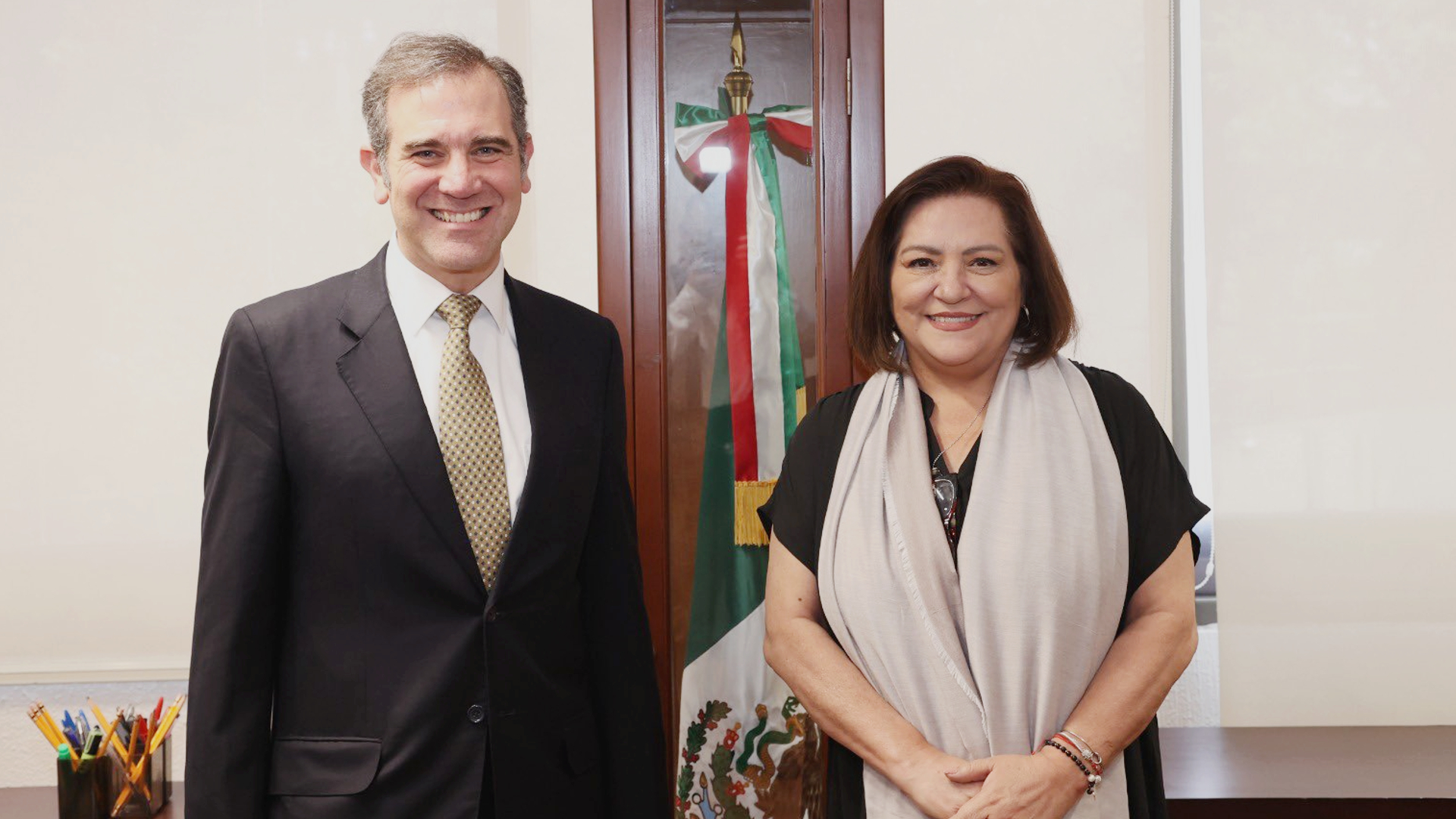 Lorenzo Córdova le dio la bienvenida a Guadalupe Taddei (Foto: Twitter / @lorenzocordovav)