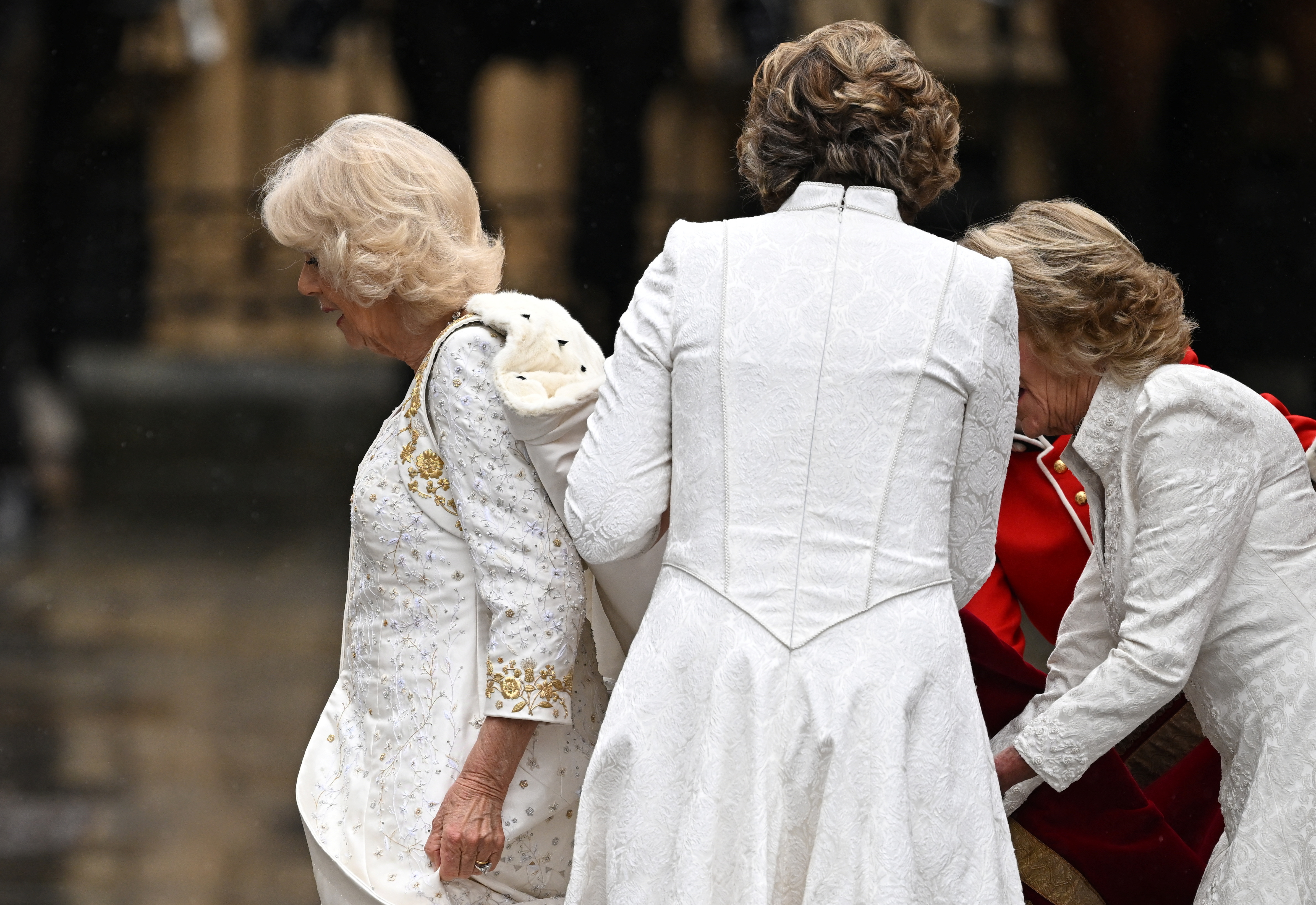 La reina británica Camilla llega a la Abadía de Westminster para su ceremonia de coronación y la del rey Carlos en Londres, Gran Bretaña 6 de mayo 2023. REUTERS/Dylan Martinez