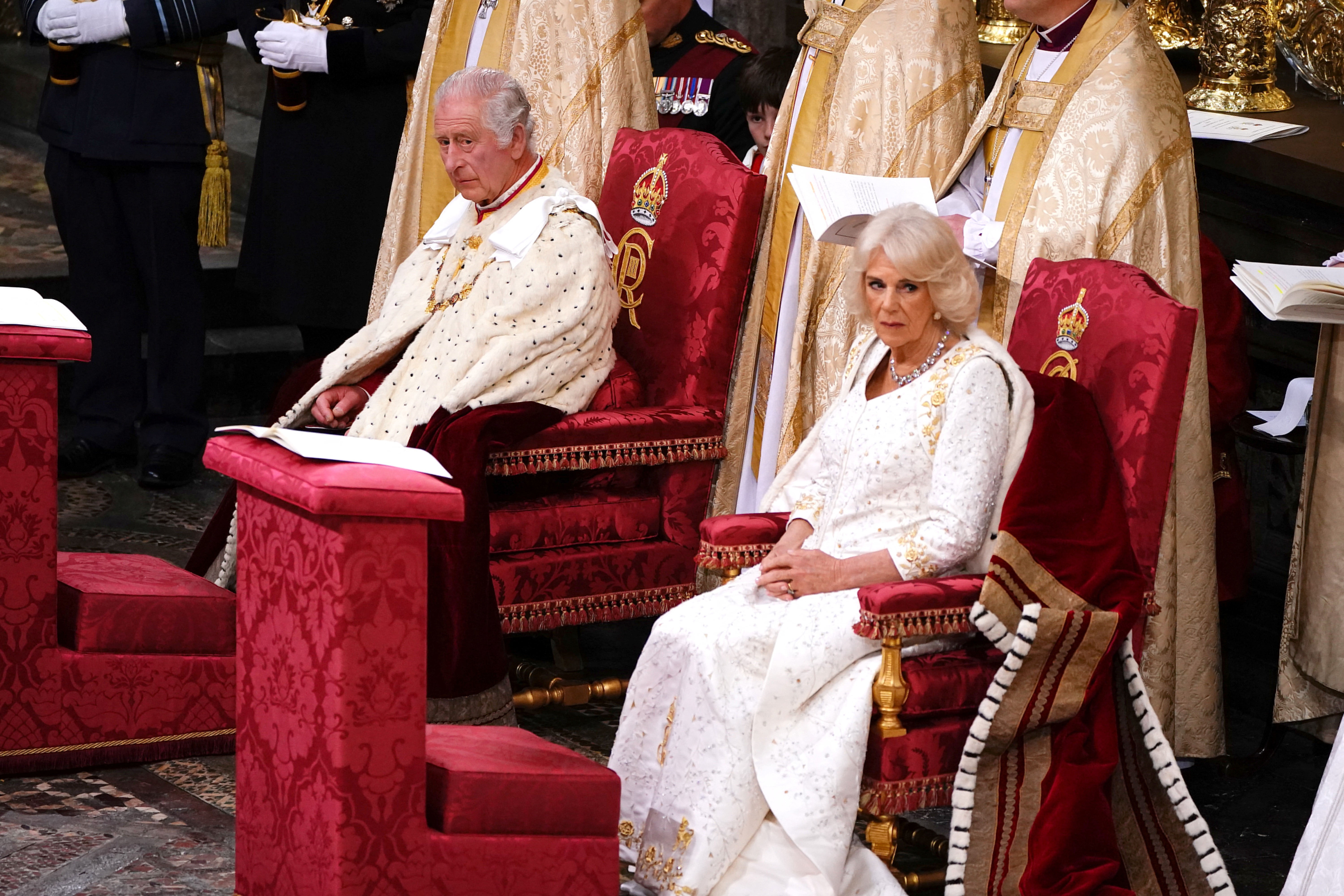 El rey Carlos III y la reina Camilla durante su ceremonia de coronación en la Abadía de Westminster, Londres. Fecha de la imagen: sábado 6 de mayo de 2023. Yui Mok/Pool vía REUTERS