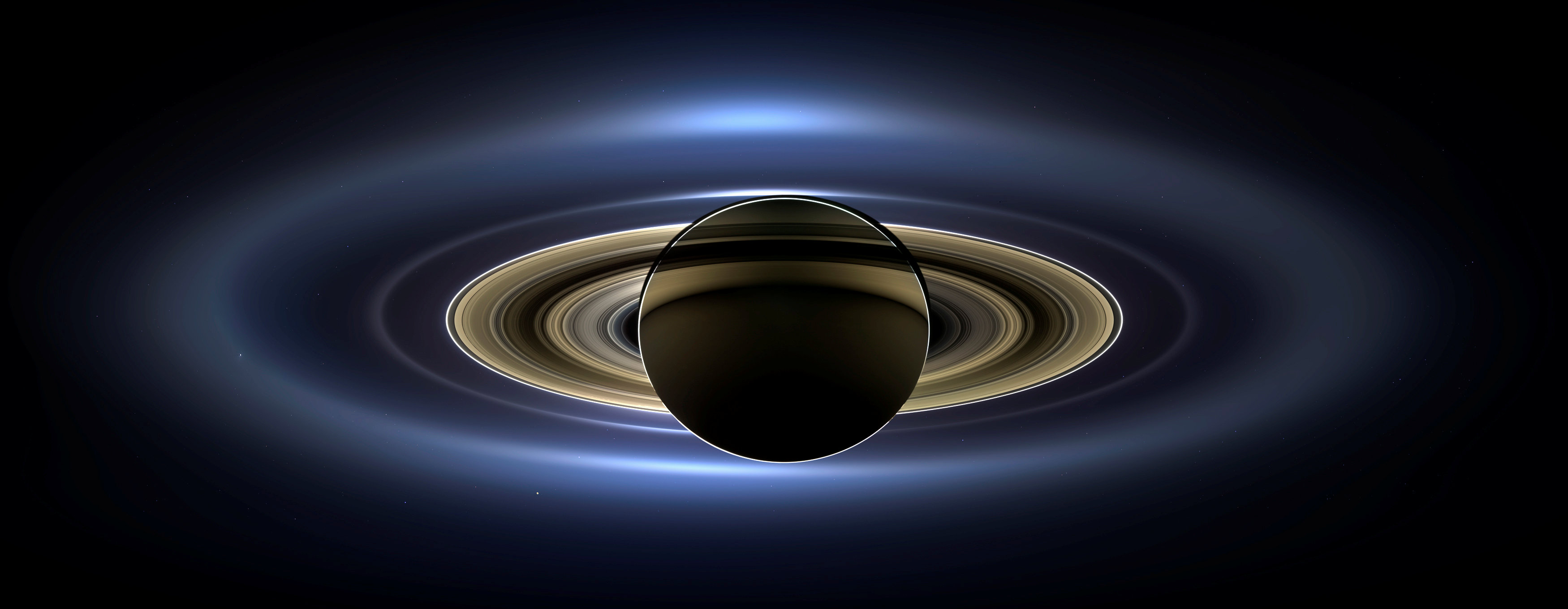 Los anillos de Saturno son principalmente "grandes trozos de hielo", de acuerdo a los expertos (NASA/JPL-Caltech/SSI/Handout via REUTERS)
