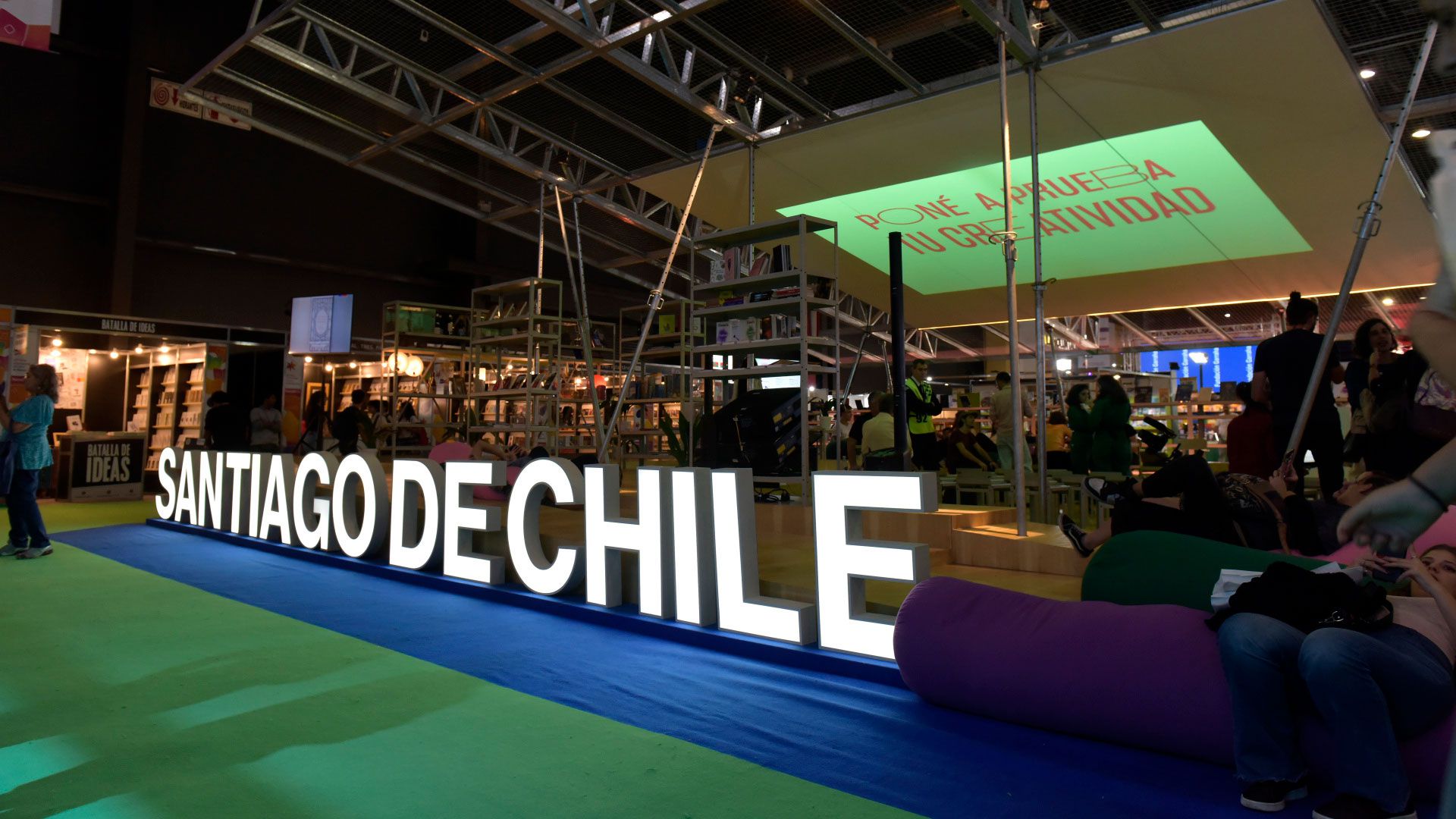 Feria del libro 2023 - Stand Santiago de Chile